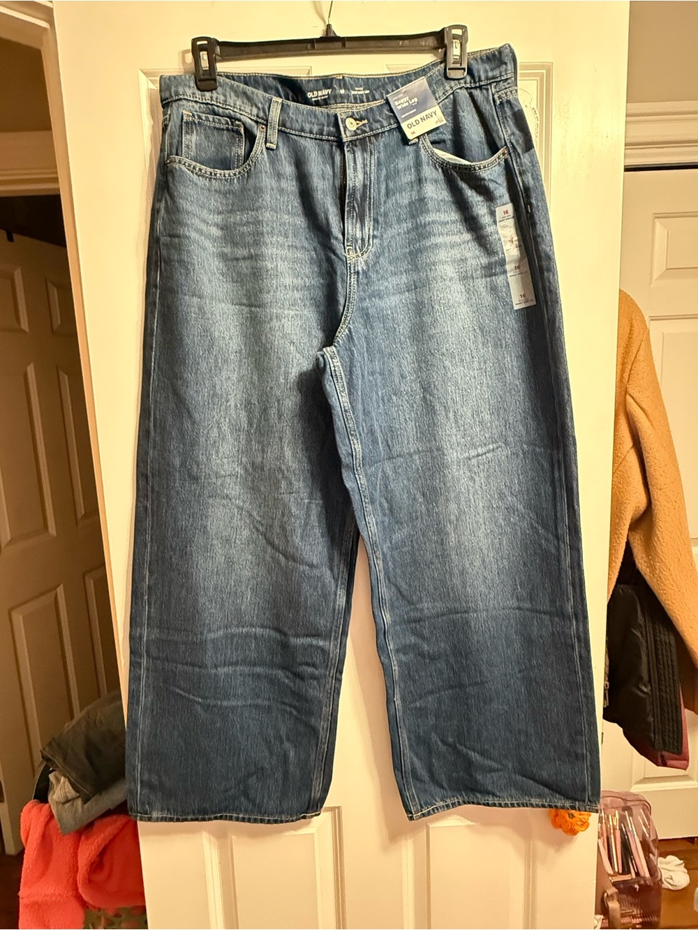 Old Navy Men's Light Blue Relaxed Fit Jeans